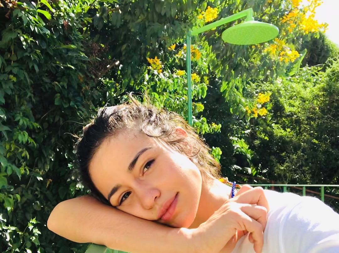 "Agora é o livro da minha vida", afirma Nanda (Foto: Reprodução/ Instagram @nandacosta )