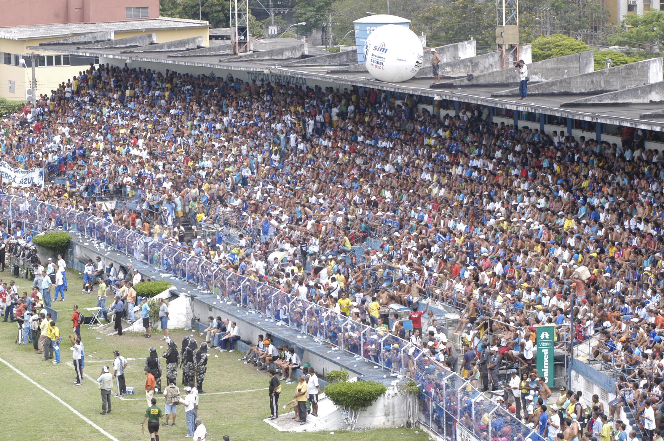 Estádio Salvador Costa ficou lotado na final de 2006 (Foto: Kadidja Fernandes — 09/04/2006)