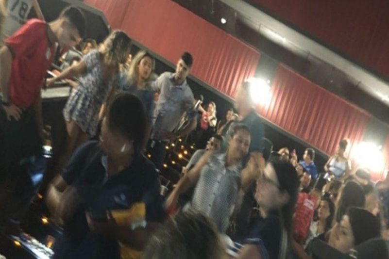 Houve discussão e pancadaria em uma sessão do filme após um homem ter dado
