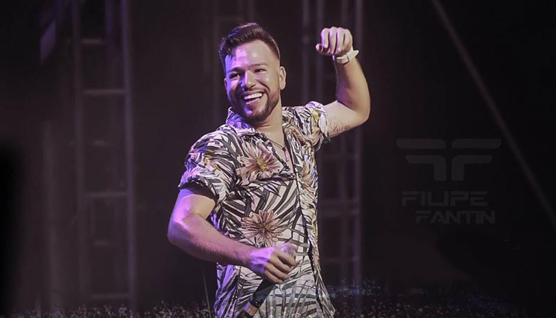 Cantor Filipe Fantim (Foto: Facebook Oficial)