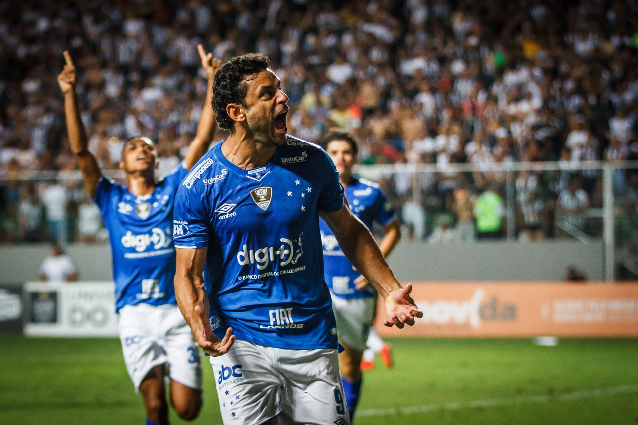 Fred comemora após marcar gol (Foto: Vinnicius Silva/Cruzeiro)