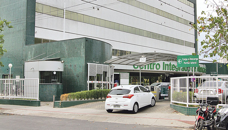 Hospital da Unimed, em Vitória, onde a criança está internada (Foto: Thiago Coutinho / AT - 23/02/2015)