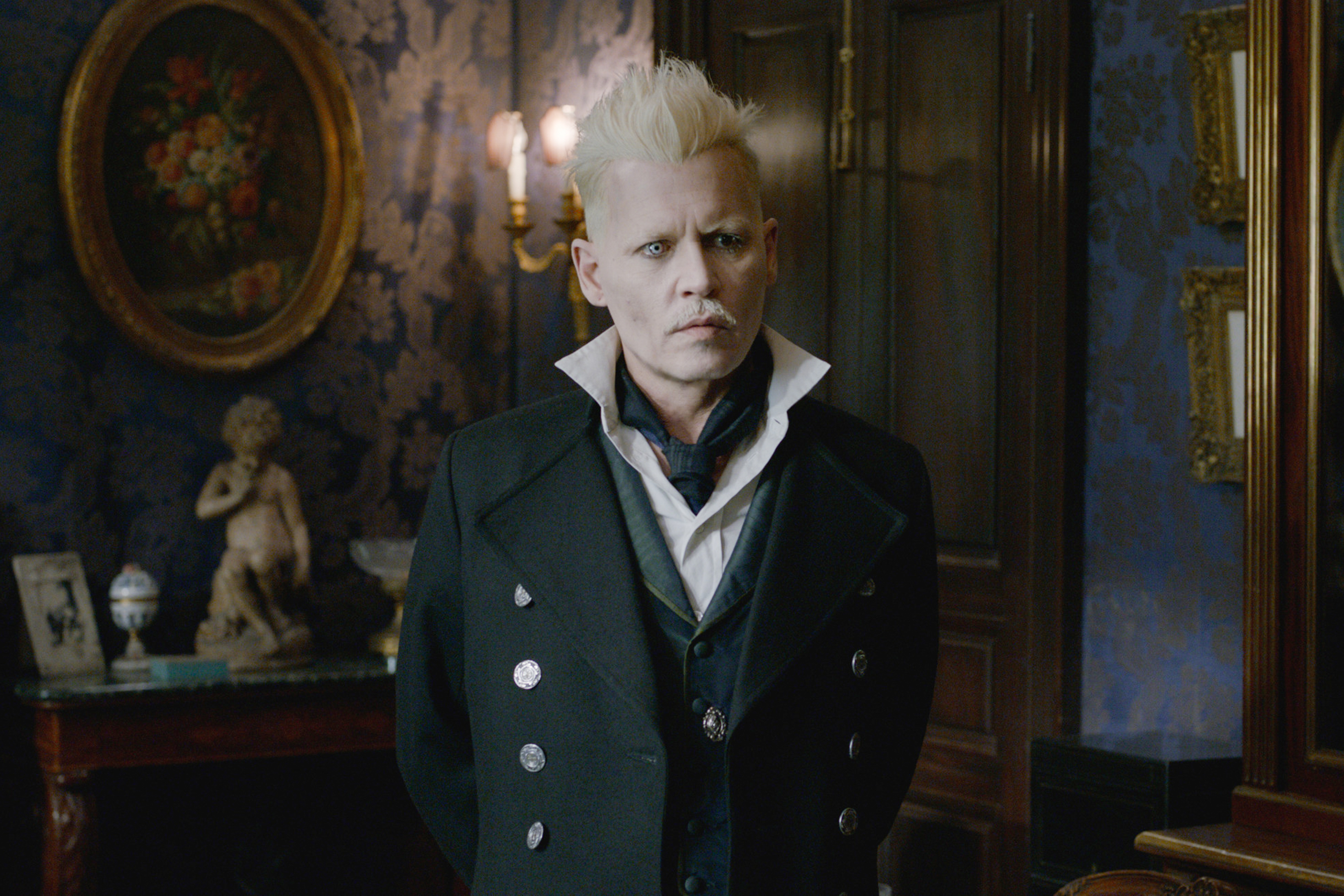 O ator interpreta Grindelwald e está escalado para estrelar a terceira parte de "Os Animais Fantásticos e Onde Habitam", de J.K.Rowling. (Foto: Divulgação/Warner)