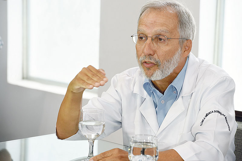 Médico Lauro Ferreira: mesmos sintomas de uma gripe comum(Foto: Fred Loureiro/Secom-ES)