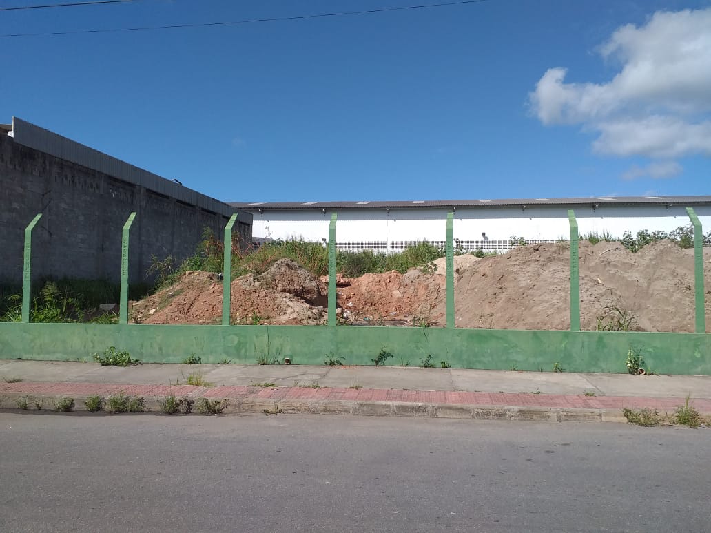 Local onde uma mulher não identificada foi encontrada morta em São Diogo I, na Serra (Foto: Simony Giuberti/AT)