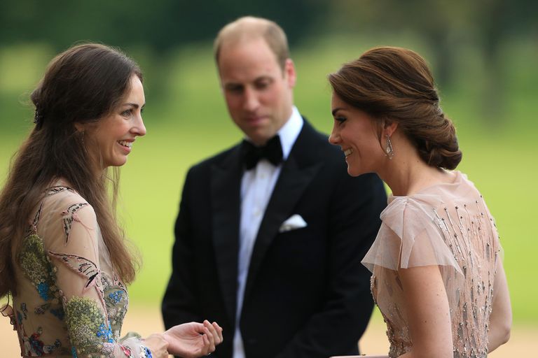 (Rose, William e Kate - Foto: Stephen Pond)