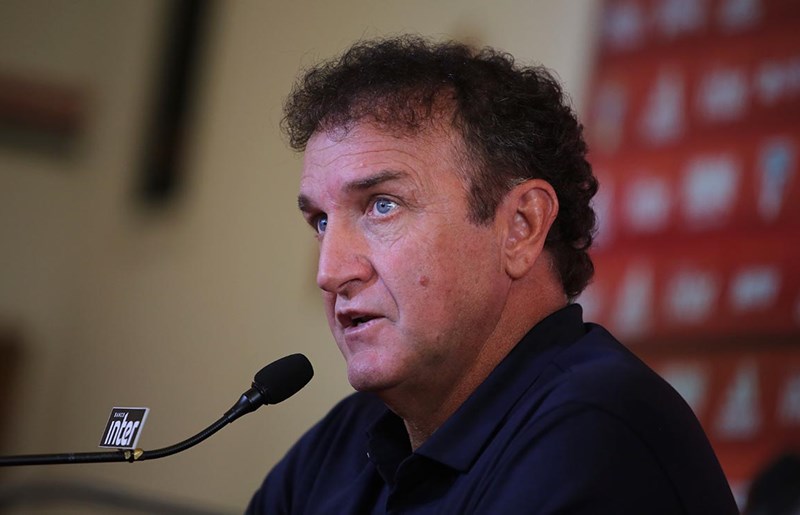 Cuca acredita que, apesar de serem de posições diferentes, os dois tenham características parecidas (Foto: Rubens Chiri/Saopaulofc.net)