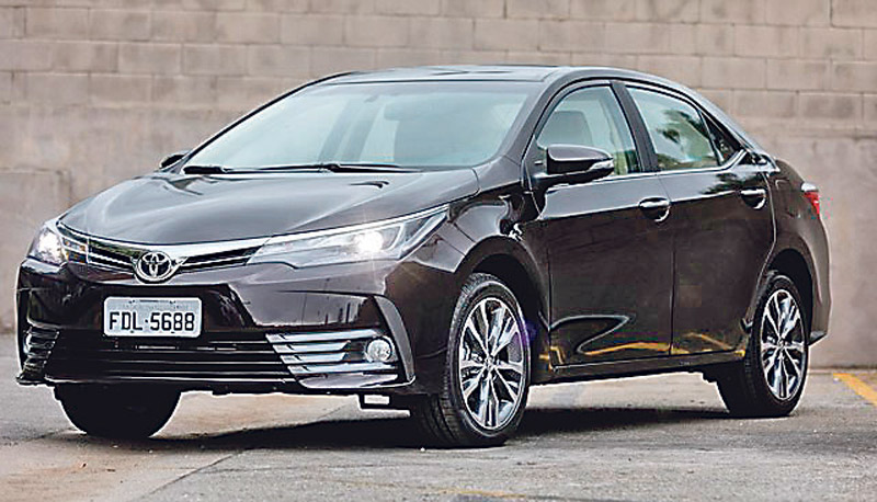 5. Toyota Corolla - Um dos carros  de maior sucesso da japonesa Toyota, o Corolla também se destaca no quesito segurança. Equipado com sete airbags, o sedã conseguiu pontuação máxima: cinco estrelas para proteção adulta e infantil. Além de seguro, o modelo se destaca pelo desempenho, pela confiabilidade e por não perder valor de revenda. (Foto: Assessoria Toyota)