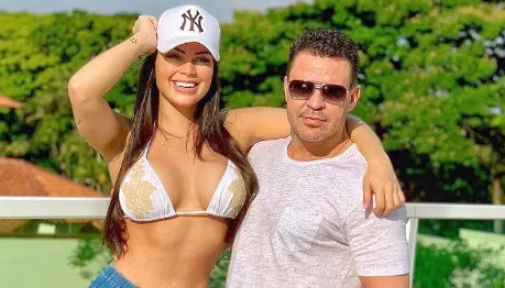 Imagem ilustrativa da imagem Amigo fica com ex de Eduardo Costa e enfurece o sertanejo, diz Leo Dias