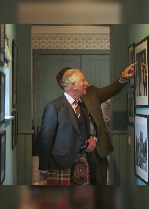 Imagem ilustrativa da imagem Coronavírus chega à realeza britânica: príncipe Charles testa positivo