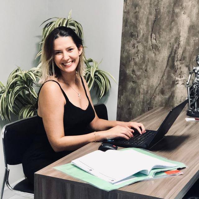 A advogada Geane Miller Manchesther deu orientações sobre a revisão do benefício (Foto: Divulgação)