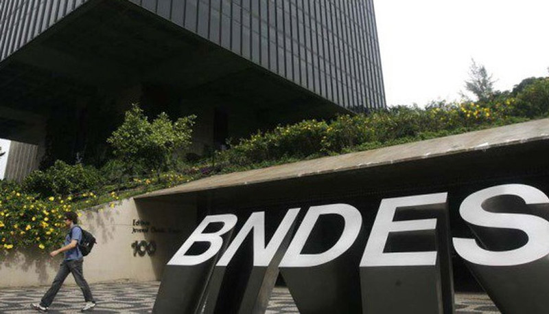 A lista completa tem 134 nomes e é bastante diversa, incluindo desde celebridades e empresários renomados até bilionários desconhecidos da opinião pública. (Foto: Arquivo / Agência Brasil)
