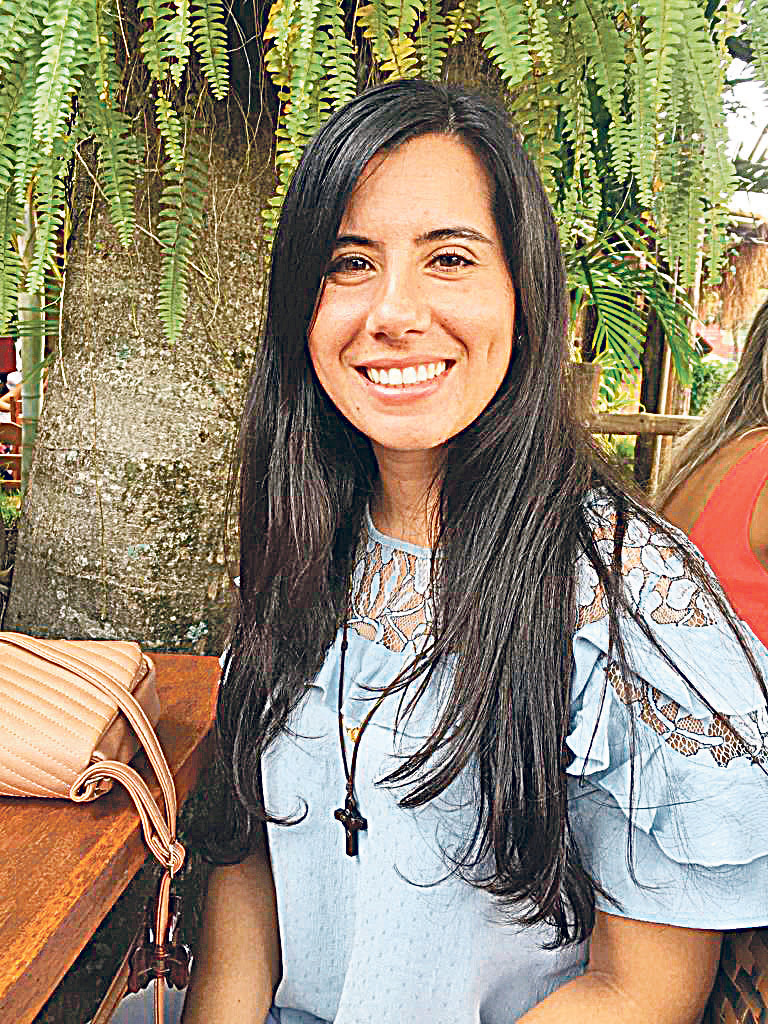 Bruna Gabriela Ribeiro, missionária da Comunidade Pantokrator. (Foto: Divulgação)
