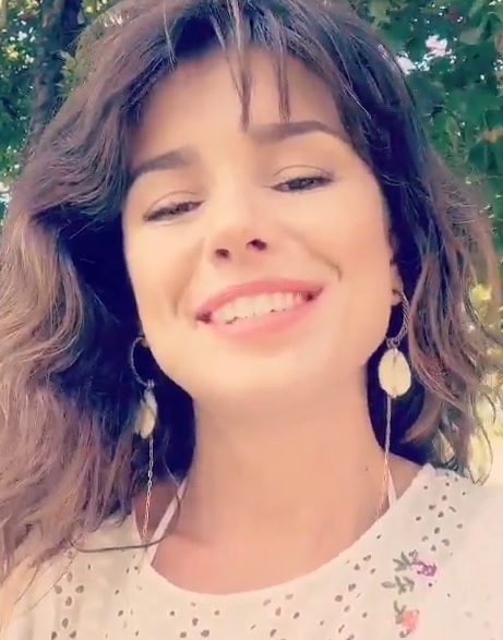 A nova música fará parte do DVD "Origens", que Paula Fernandes gravará em 12 de junho (Foto: Reprodução/ Instagram @paulafernandes)