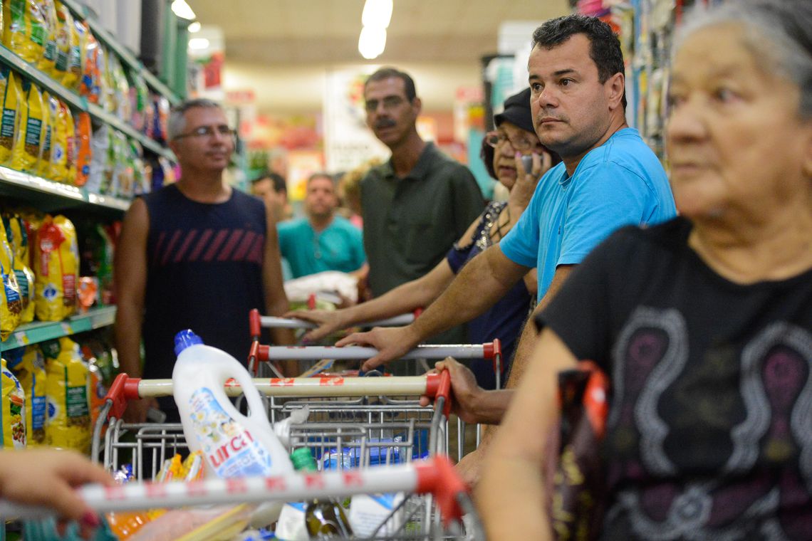 Cesta básica ficou mais cara em 18 cidades, dentre elas Vitória (Foto: Tânia Rêgo/Agência Brasil)