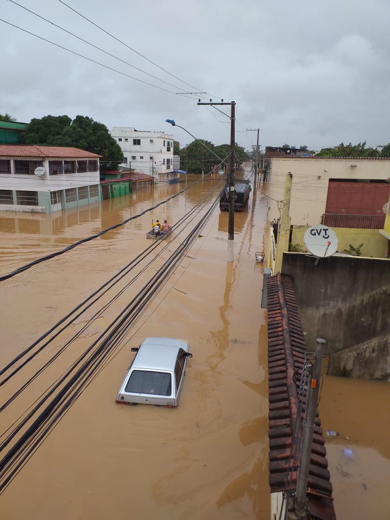 Alagamento em Cobilândia continua nesta terça (Foto: Eliana Maria de Jesus)