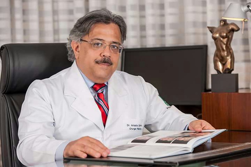 Ariosto Santos disse que a cirurgia plástica avança no sentido de proporcionar procedimentos estéticos cada vez menos invasivos, seguros e que exijam menor tempo de recuperação médica. (Foto: Divulgação/Rocio Fotografia)