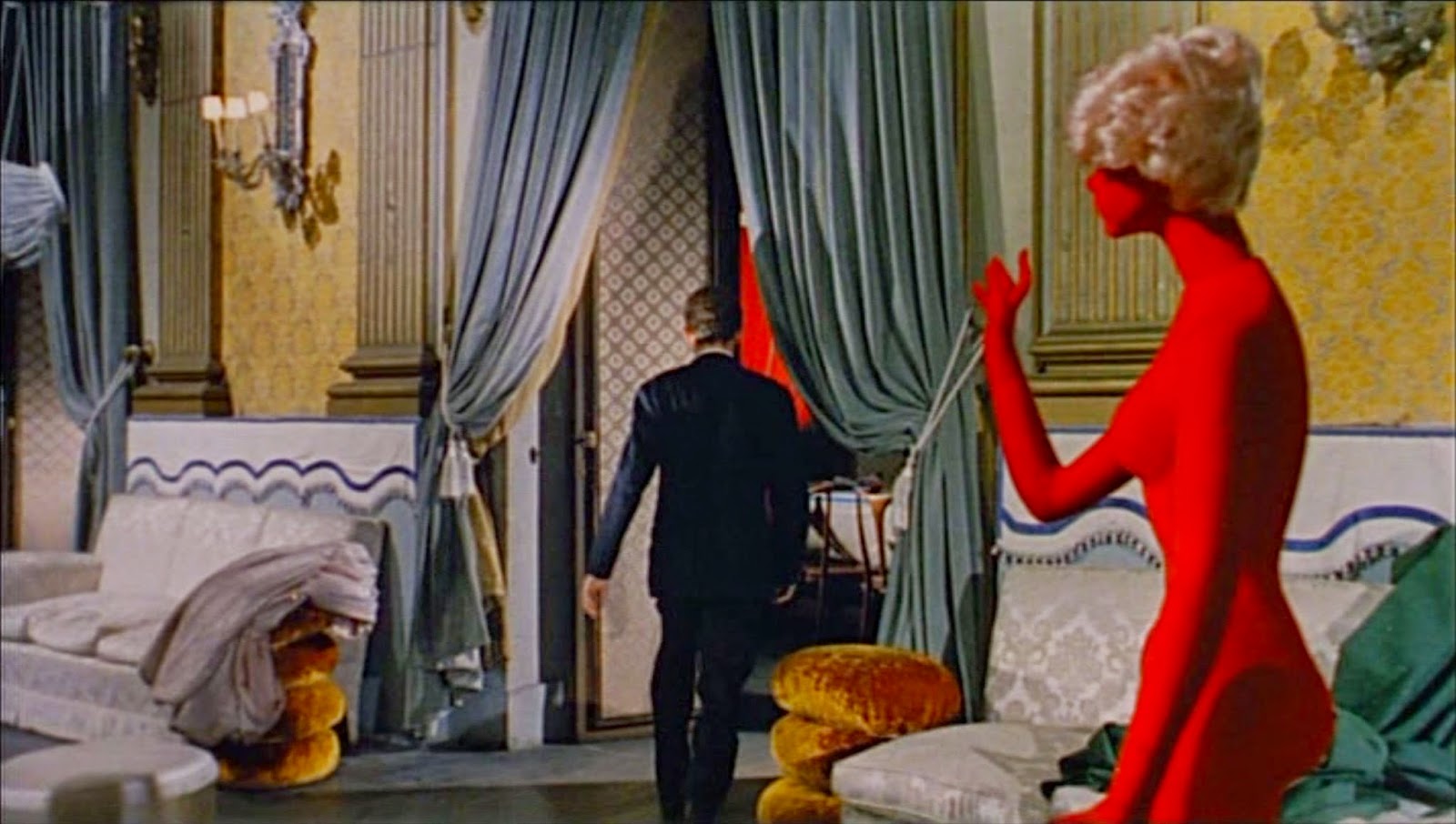 Cena do filme: Seis mulheres para o assassino (Foto: Divulgação)