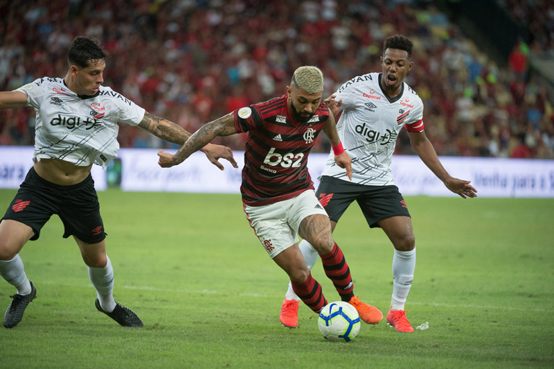 Gabigol marcou o primeiro gol do Flamengo na partida (Foto: Alexandre Vidal / Flamengo)