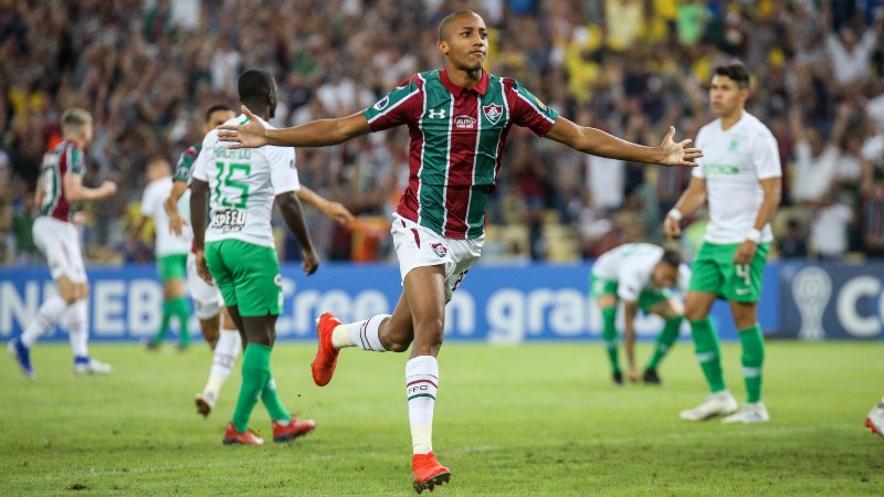 João Pedro comeu a bola na goleada do Flu sobre o Atlético Nacional (Foto: Lucas Merçon/ FFC)