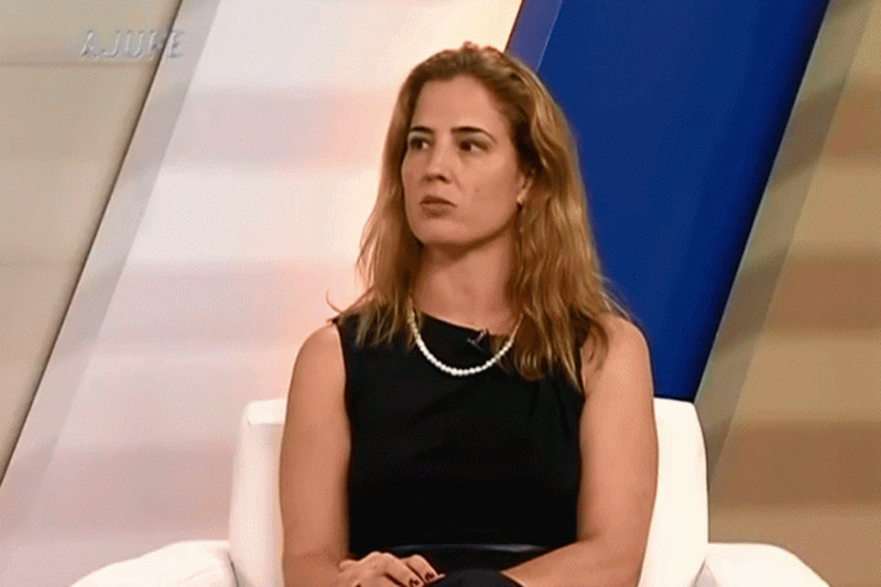Gabriela Hardt (Foto: Reprodução / Youtube)