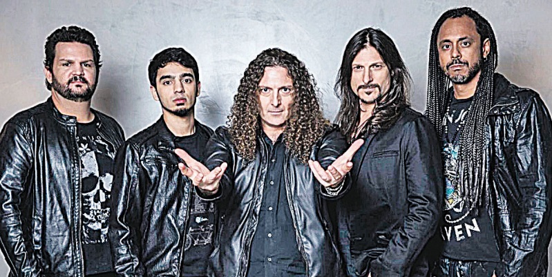 O grupo Angra tocará clássicos de sua carreira e músicas do mais recente álbum, “Ømni (Foto: Divulgação)