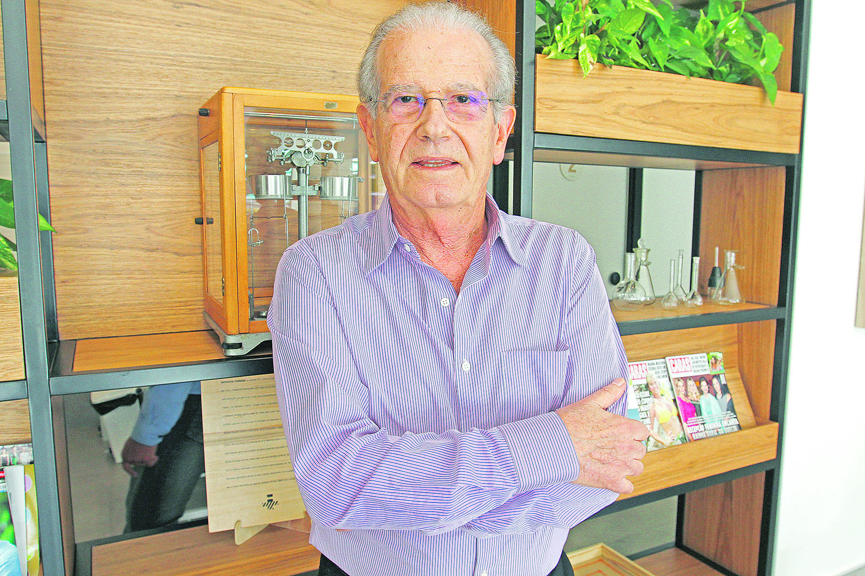 Henrique Tommasi Neto, dono do laboratório (Foto: Dayana Souza)