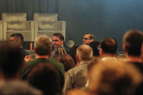 O presidente Jair Bolsonaro participou de um culto na manhã deste domingo (26) (Foto: Fernando Frazão/Agência Brasil)
