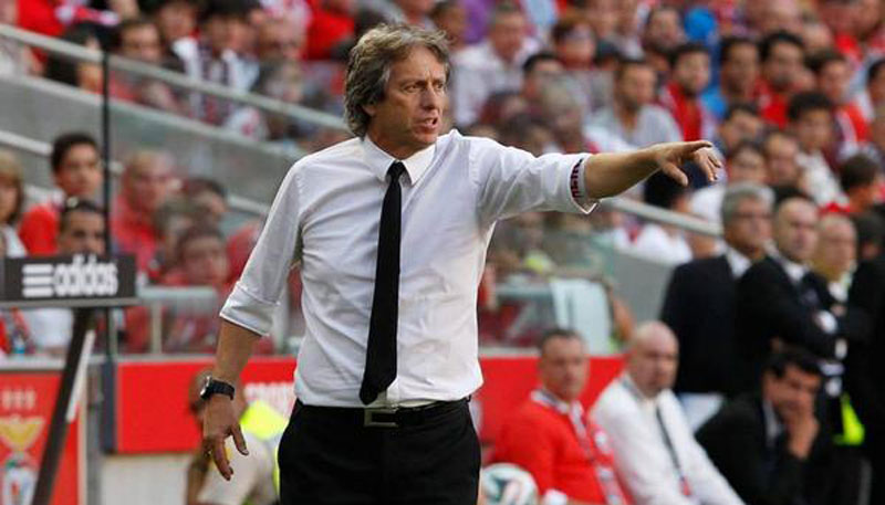 Jorge Jesus, quando conduziu o Benfica de Portugal (Foto: Reprodução / Twitter Benfica)