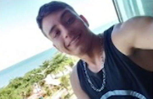 Motoboy morreu no acidente (Foto: Reprodução / TV Tribuna/SBT)