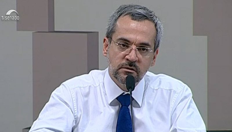 Abraham Weintraub fala ao Senado Federal (Foto: Reprodução / TV Senado)