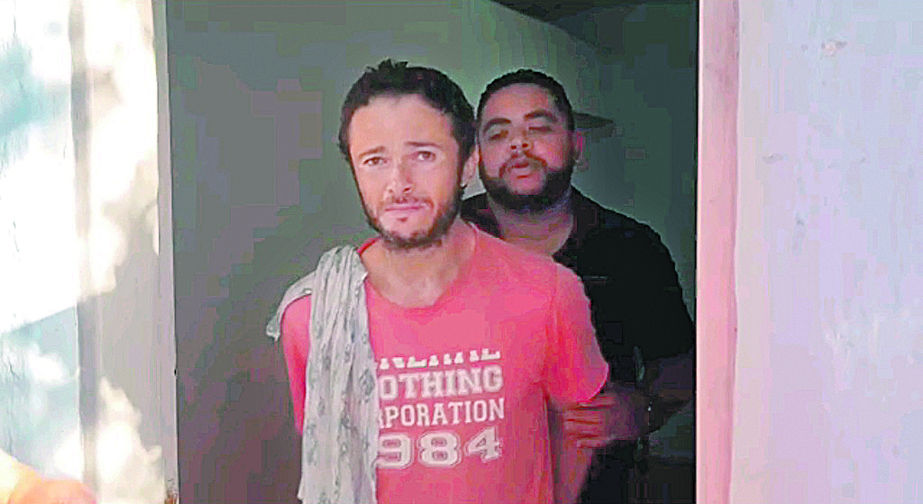 Rodrigo Pinho no momento da prisão (Foto: Divulgação/PCSP)