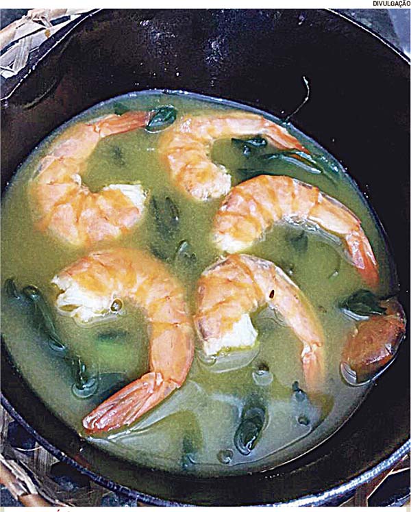 TACACÁ é uma das iguarias servidas em restaurante da Praia da Costa (Foto: Divulgação)