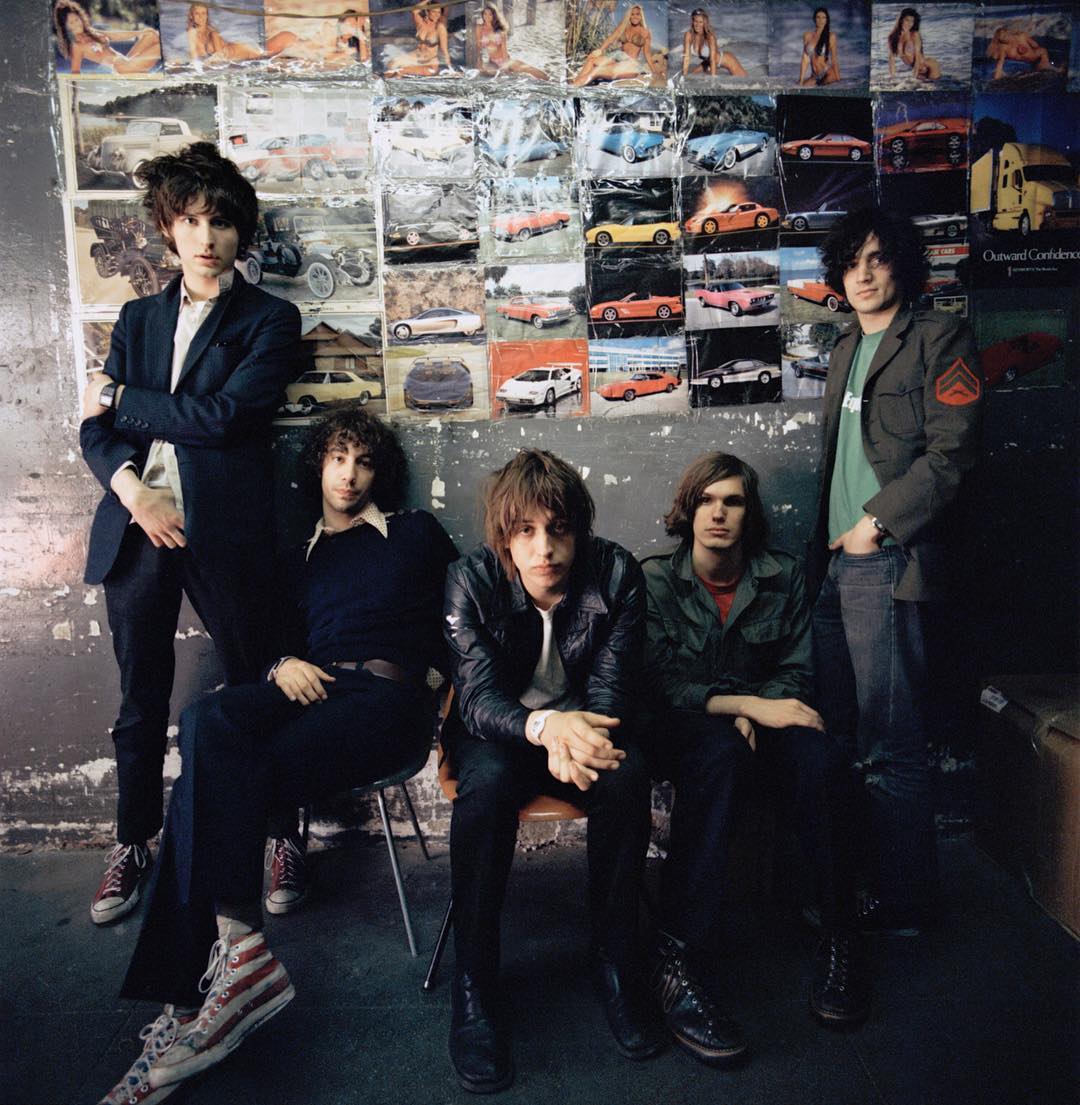 A banda nova-iorquina apresentou uma música inédita aos fãs em show em Los Angeles (Foto: Reprodução/Instagram/@thestrokes)