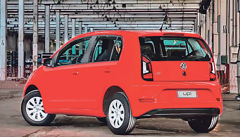Lançado no País em 2014, veículo é produzido na fábrica de Taubaté (SP) (Foto: Assessoria Volkswagen)