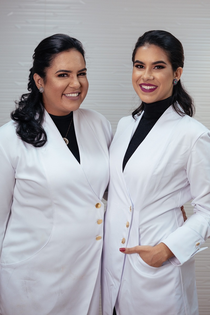 Vanessa e Géssica Cabral trouxeram a técnica  batizada de BB Glow da Coreia do Sul. Tratamento estético tem várias indicações. (Foto: Divulgação/RF)