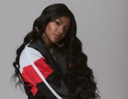 Imagem ilustrativa da imagem 'Verdinha', de Ludmilla, deixa de ser censurada na internet e cantora comemora