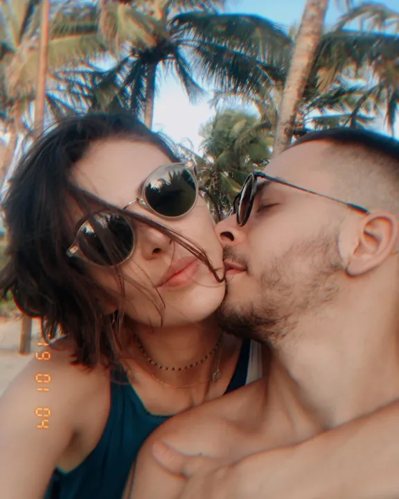Imagem ilustrativa da imagem Junior Lima faz novo casamento na Polinésia Francesa para celebrar cinco anos de união