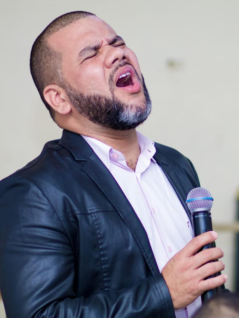 Pastor Amaury Bertoqui, do Ministério Hebrom de Cachoeiro de Itapemirim (Foto: Divulgação)