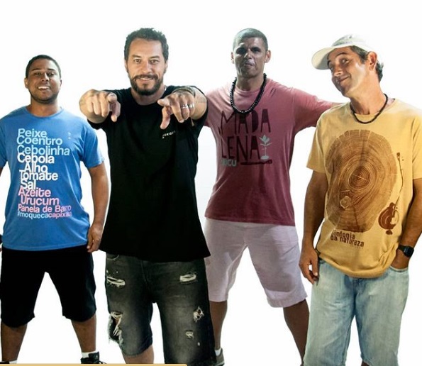 A banda Casaca se apresenta na sexta-feira, dia 21 (Foto: Reprodução/Instagram/@bandacasaca)