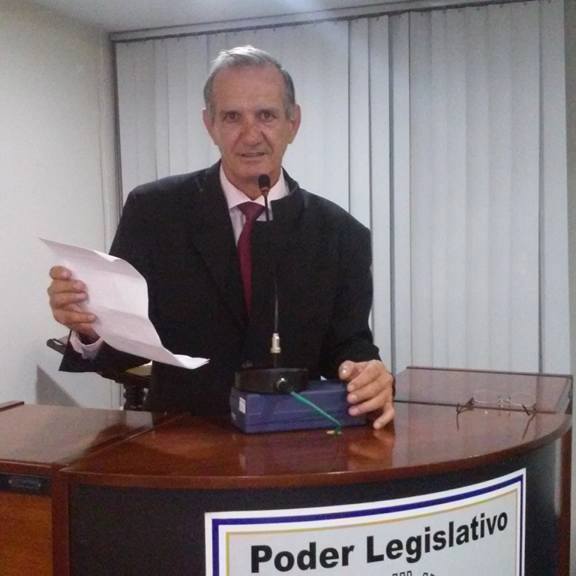O vereador Bras Zagotto e sua família foi rendido por um bandido na madrugada desta sexta-feira (21) (Foto: Reprodução/Facebook)