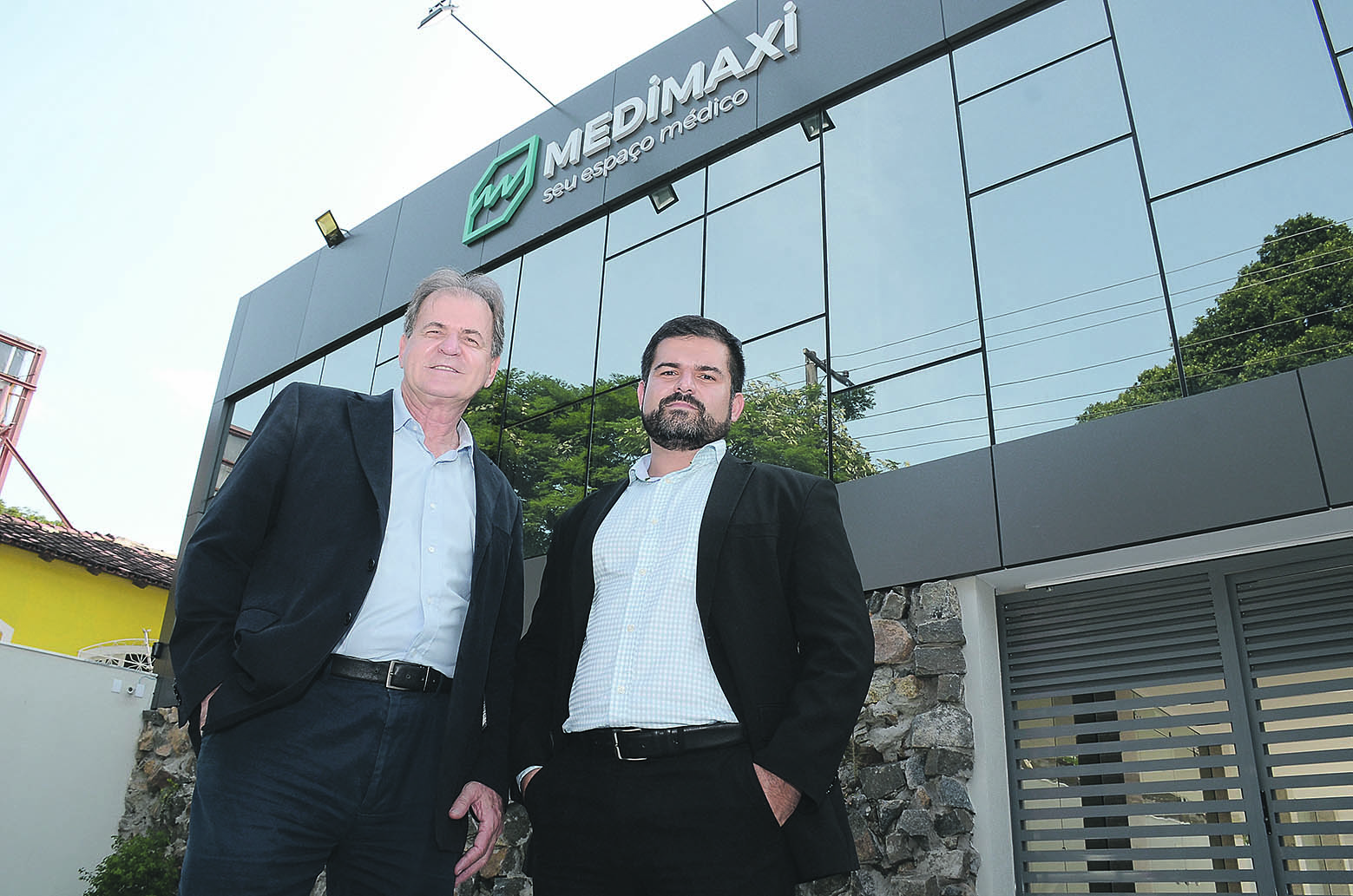 Amós Souza e Vinicius Souza apostam no segmento de coworking médico. 