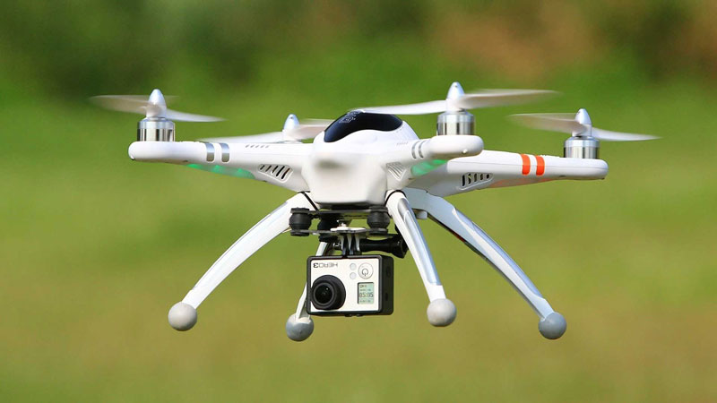 Drone equipado com uma câmera (Foto: Divulgação)