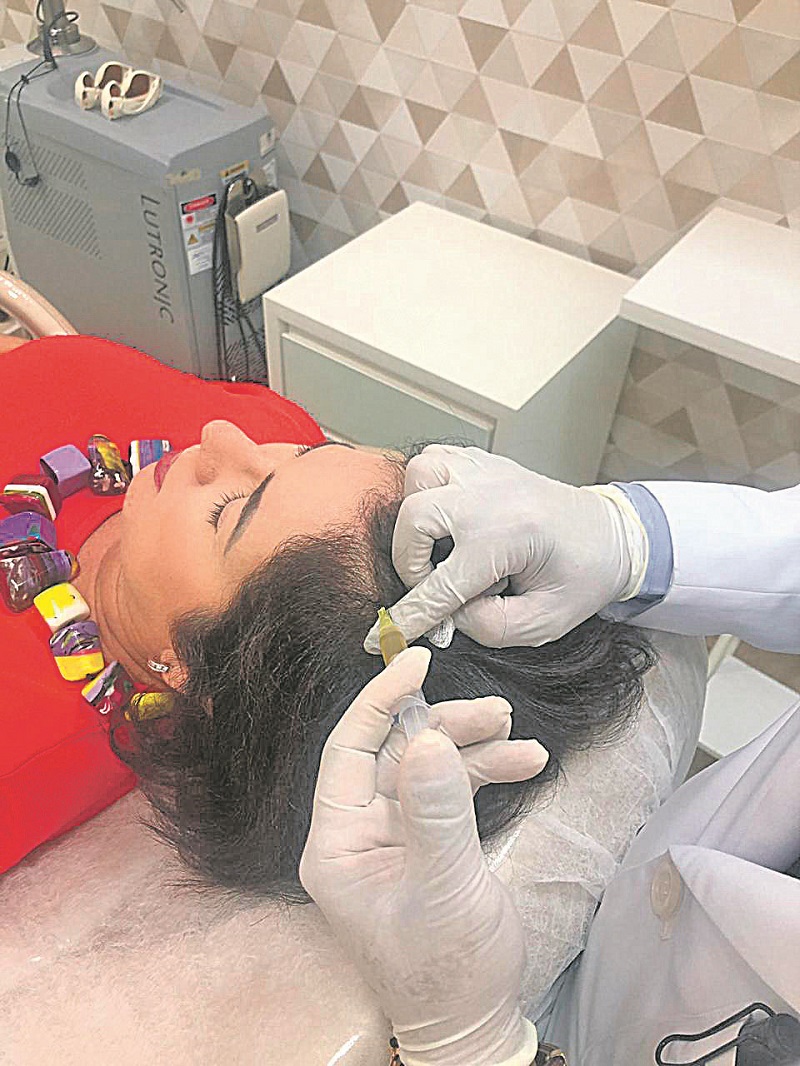 O plasma retirado do sangue  é injetado diretamente no paciente, em um procedimento que dura de 10 a 15 minutos e deve ser feito em um intervalo de 30 dias (Foto: Divulgação)