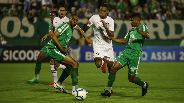 Os times agora dão uma pausa e só retomam a maratona do Brasileiro em julho (Foto: Lucas Merçon/ Fluminense FC)