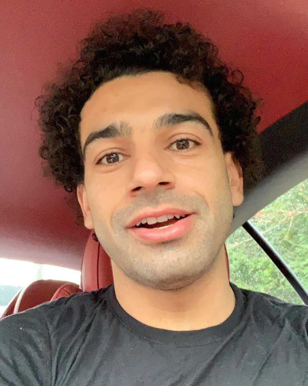 Salah fez um gol de pênalti no comecinho do jogo (Foto: Reprodução/ Instagram @mosalah)