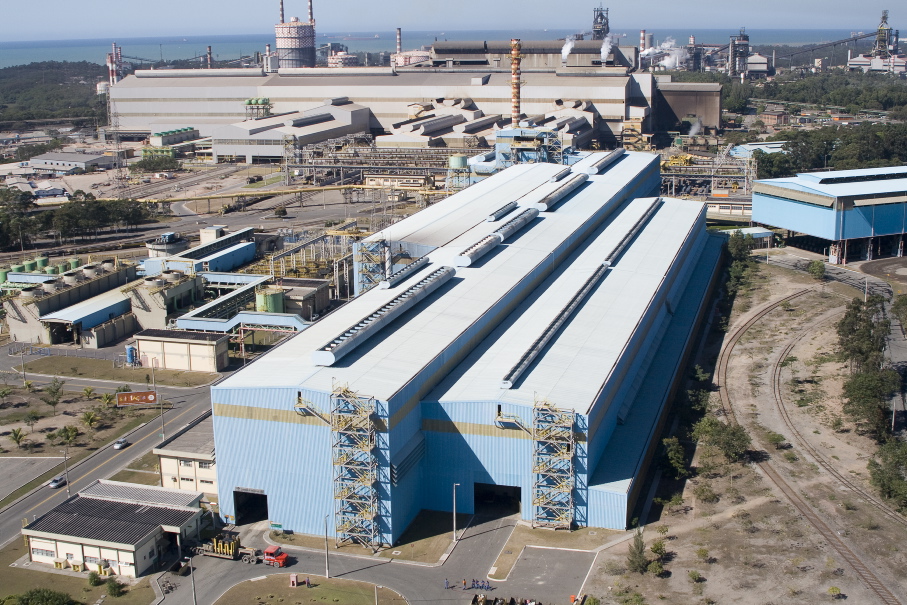Os jovens atuarão no Programa de Aprendizagem Industrial em Gestão e como mecânico de manutenção industrial da ArcelorMittal (Foto: Divuçgação)