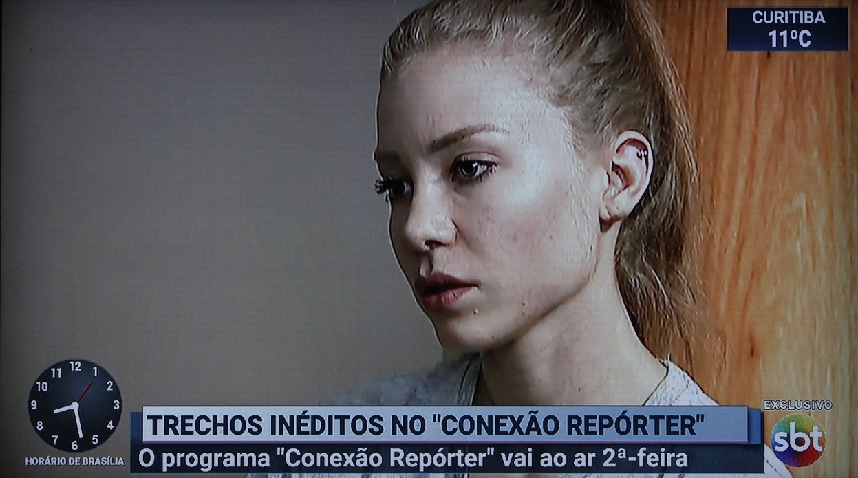 Najila Trindade deu entrevista ao jornalista Roberto Cabrini. (Foto: Reprodução/SBT)