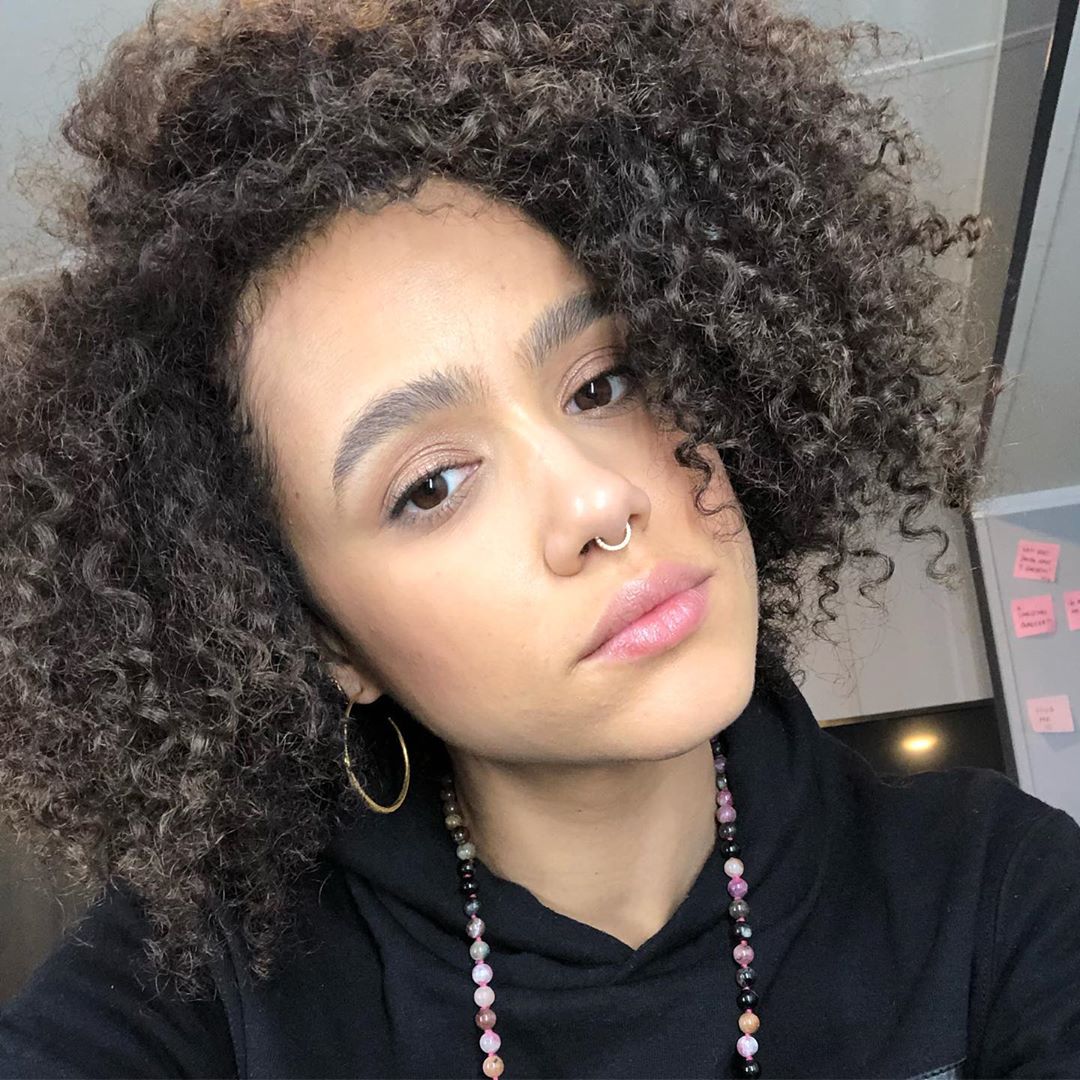 Nathalie Emmanuel confirmou na segunda-feira (24) que as gravações já começaram (Foto: Reprodução/Instagram)