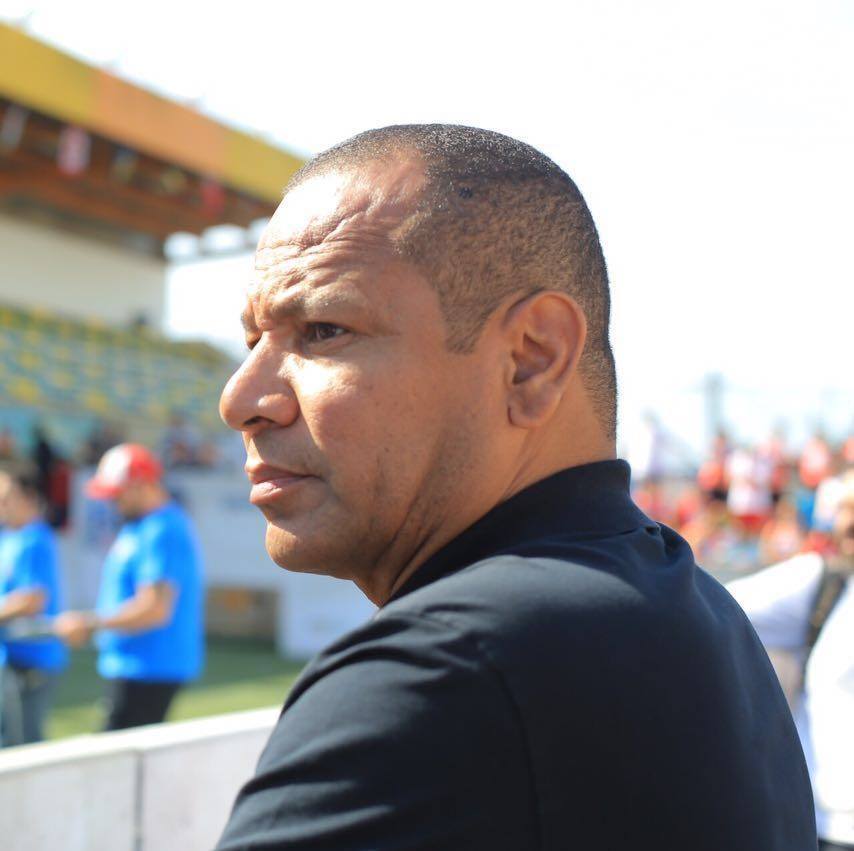 Para o comandante, a reação de Neymar pai foi compreensível, já que seu filho estava machucado (Foto: Divulgação / Facebook)